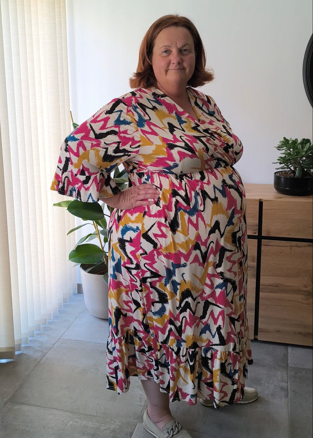 Trapeze dress with ruffle